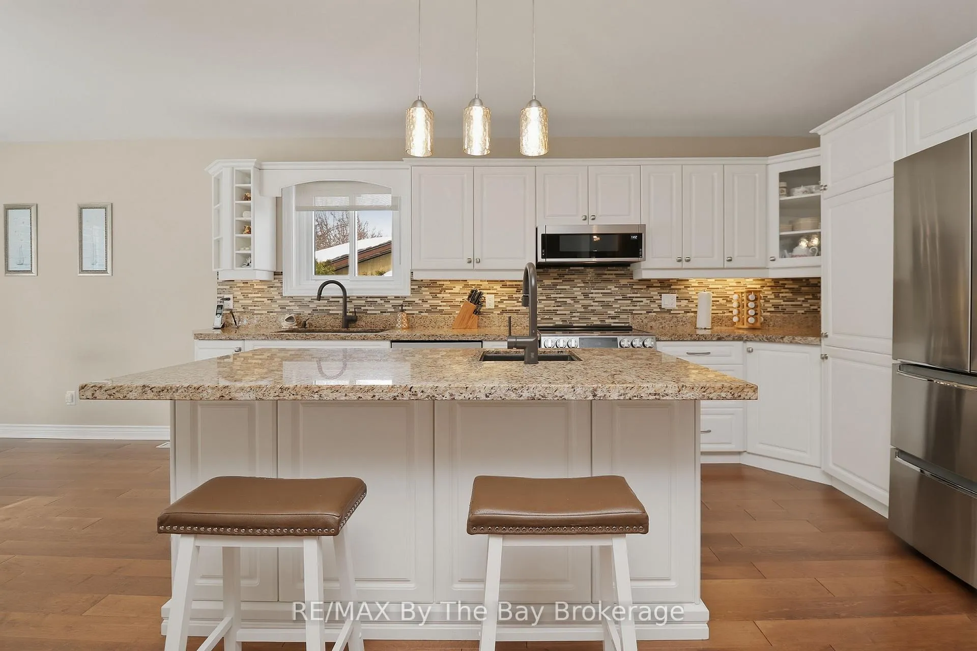 Photo 20 of 22 Britton Court, Wasaga Beach — HOMEH