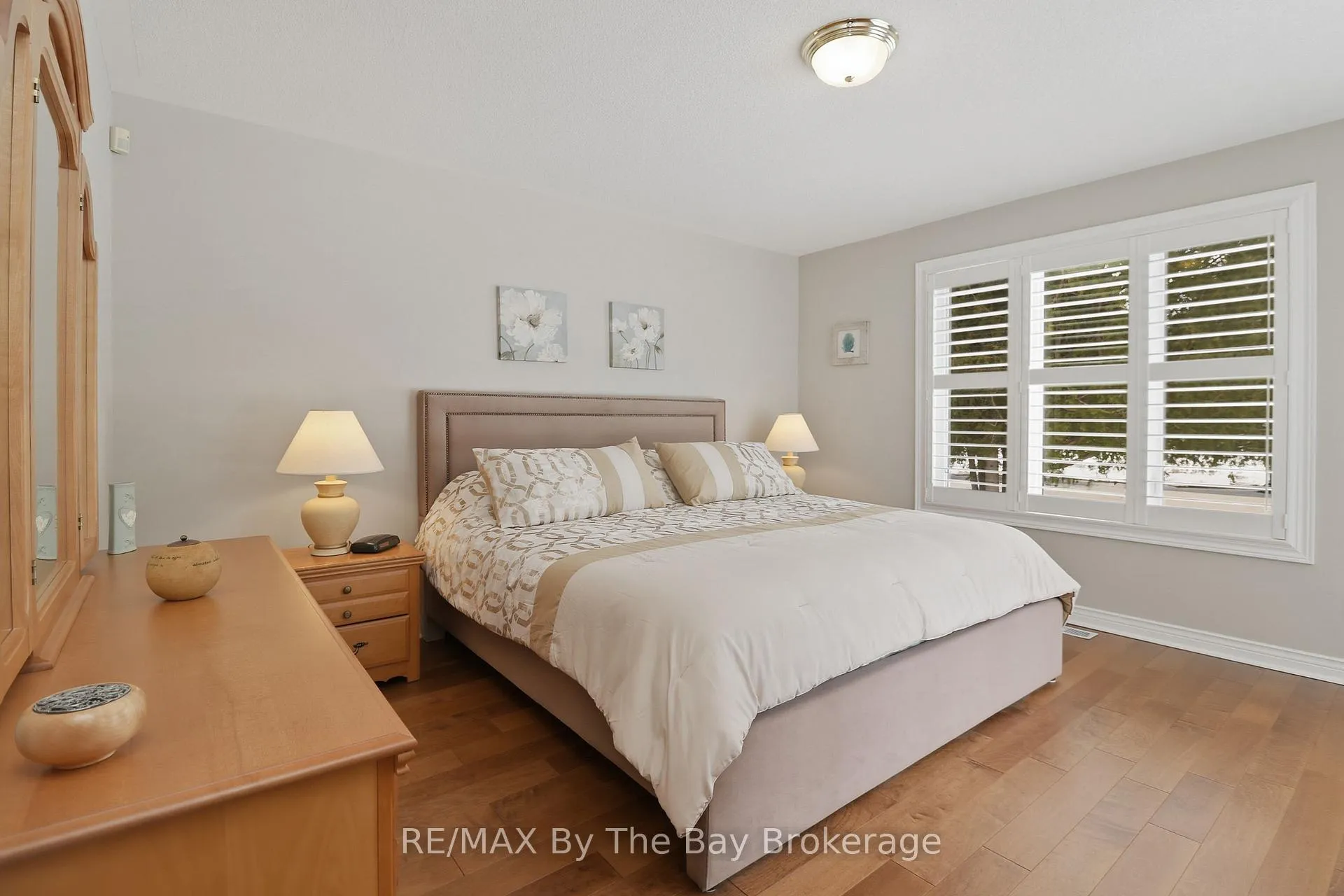 Photo 23 of 22 Britton Court, Wasaga Beach — HOMEH