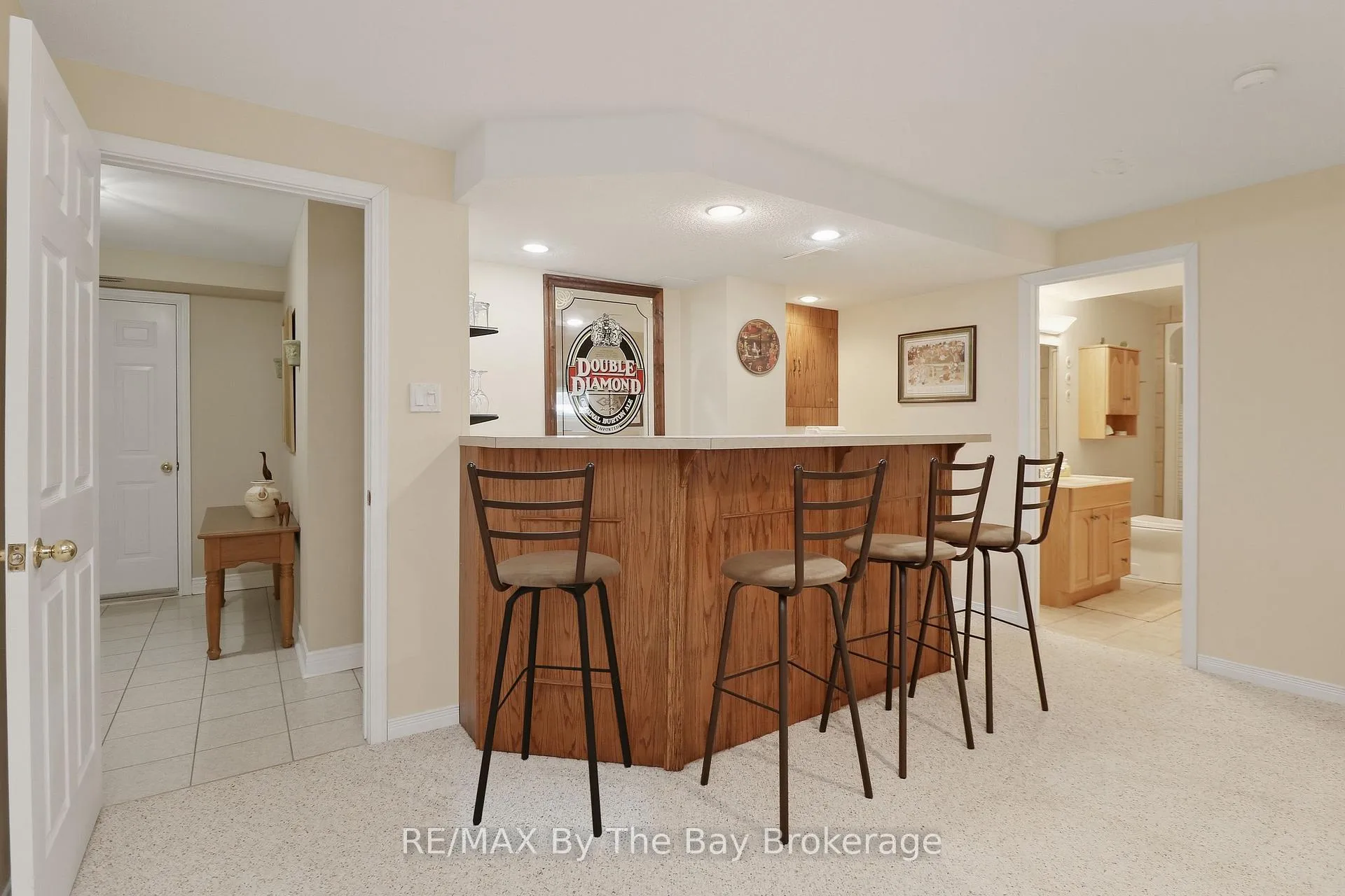 Photo 33 of 22 Britton Court, Wasaga Beach — HOMEH