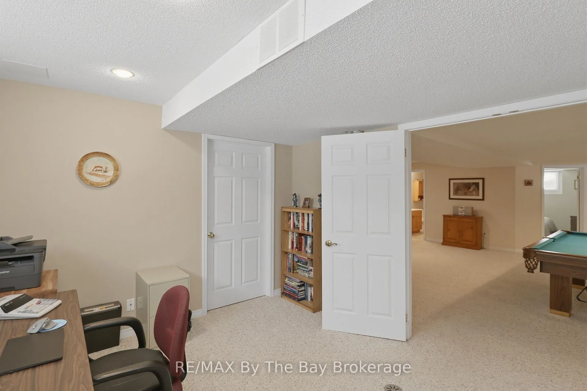Photo 41 of 22 Britton Court, Wasaga Beach — HOMEH