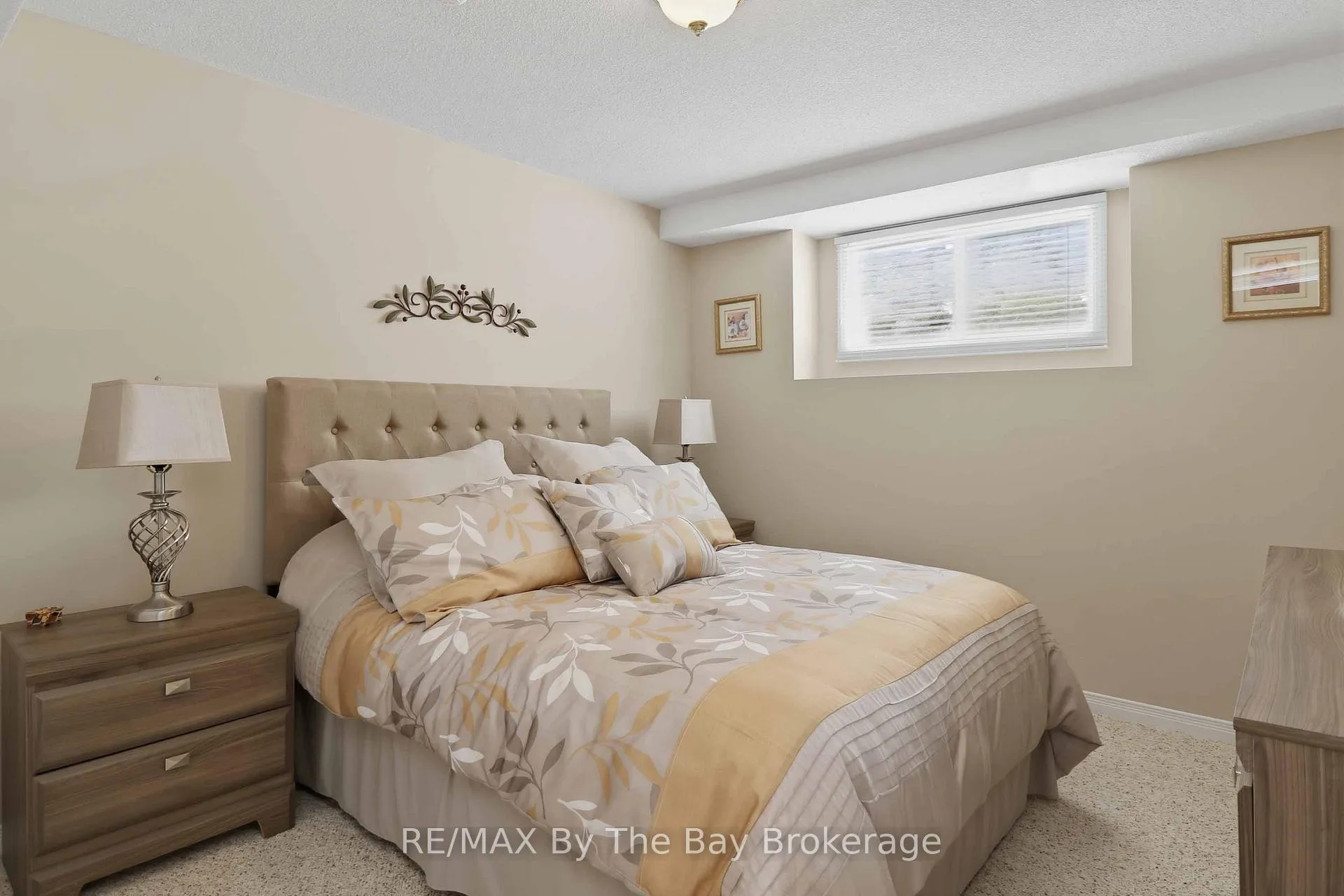Photo 42 of 22 Britton Court, Wasaga Beach — HOMEH