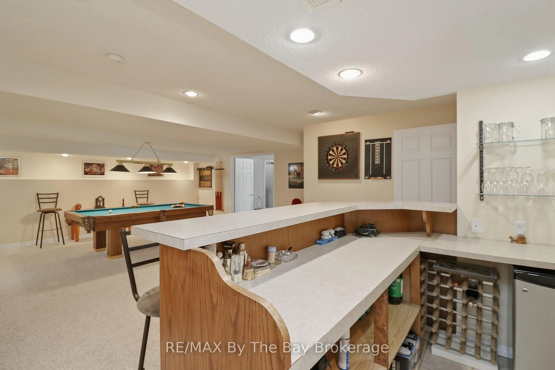Photo 43 of 22 Britton Court, Wasaga Beach — HOMEH