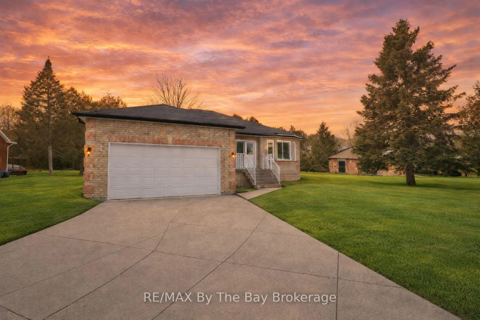 Photo 49 of 22 Britton Court, Wasaga Beach — HOMEH