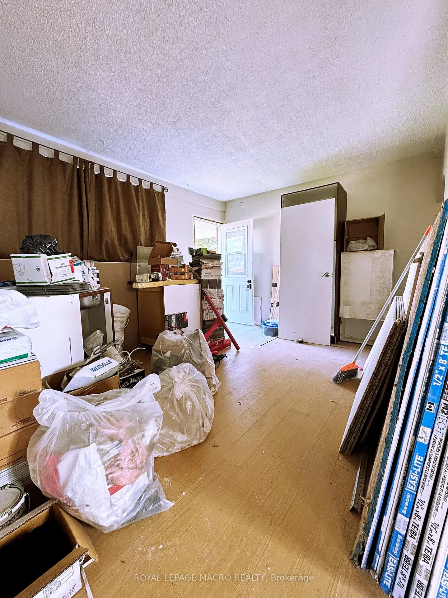 Photo 10 of 132 Metcalfe Street S, Norfolk, Simcoe — HOMEH