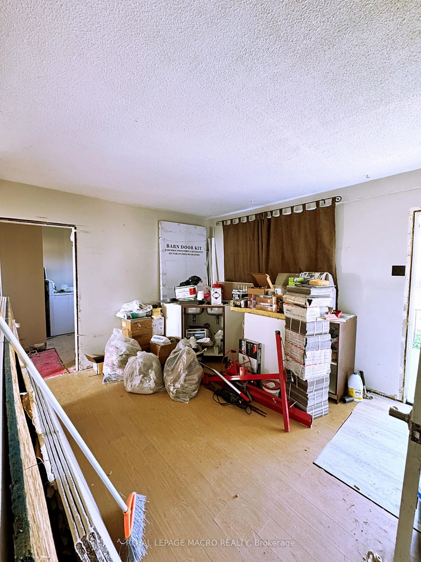 Photo 11 of 132 Metcalfe Street S, Norfolk, Simcoe — HOMEH