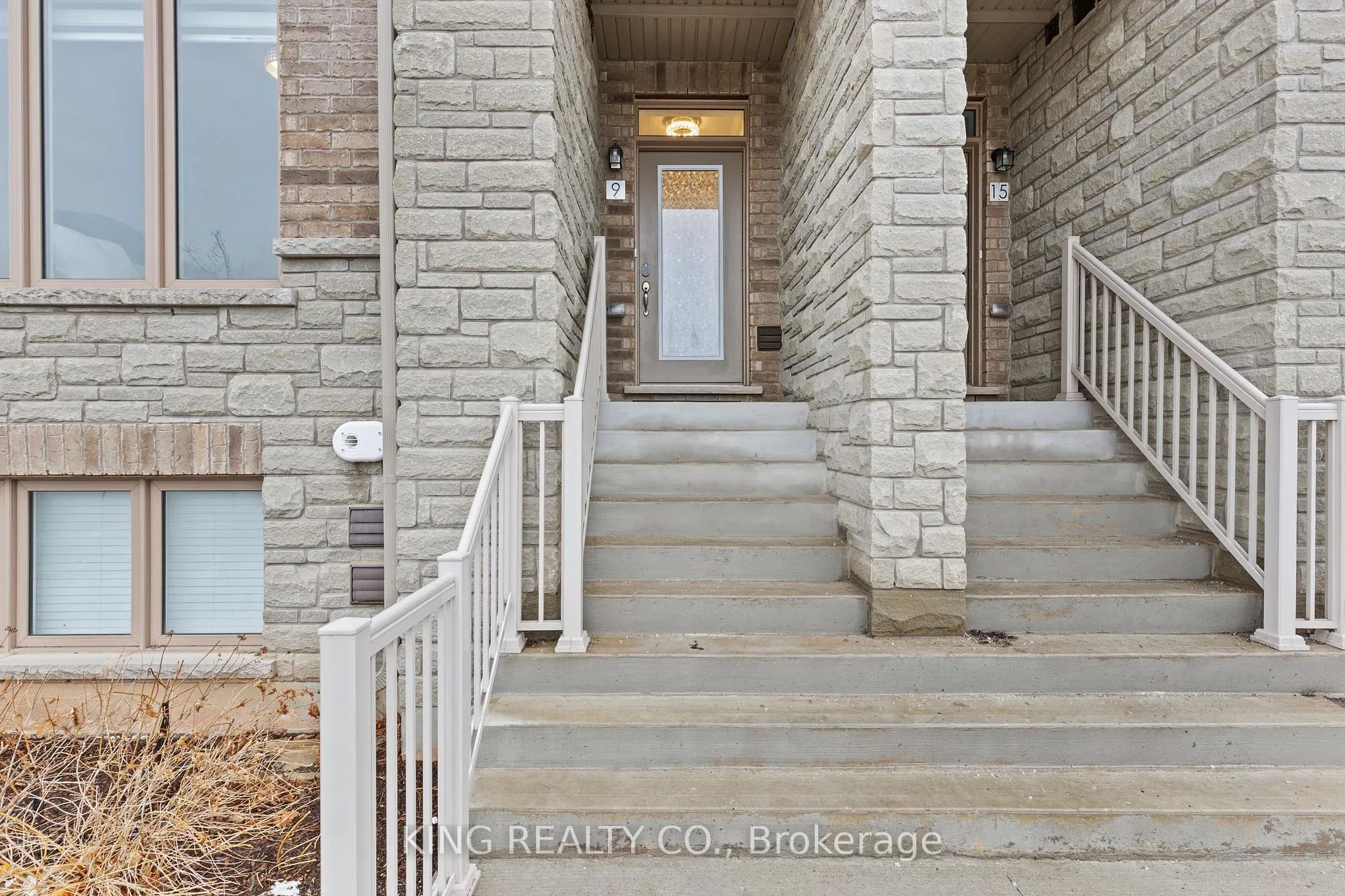 Photo 4 of Unit 9, 5016 Serena Drive, Lincoln, Beamsville — HOMEH