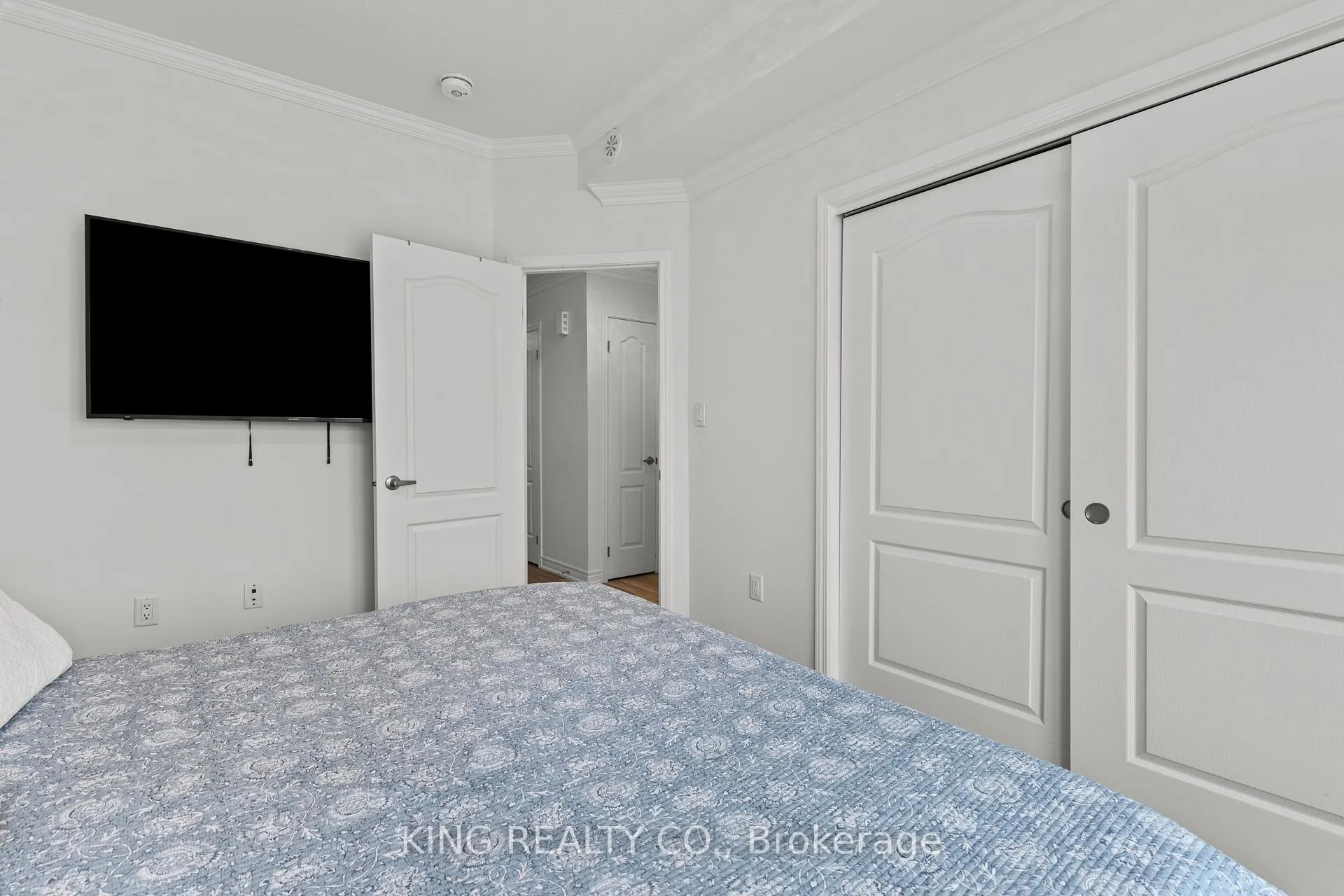 Photo 9 of Unit 9, 5016 Serena Drive, Lincoln, Beamsville — HOMEH