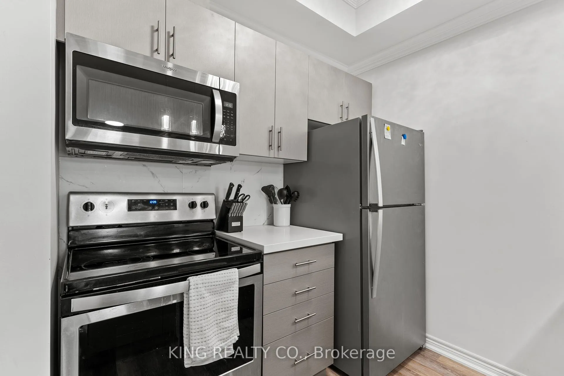 Photo 13 of Unit 9, 5016 Serena Drive, Lincoln, Beamsville — HOMEH