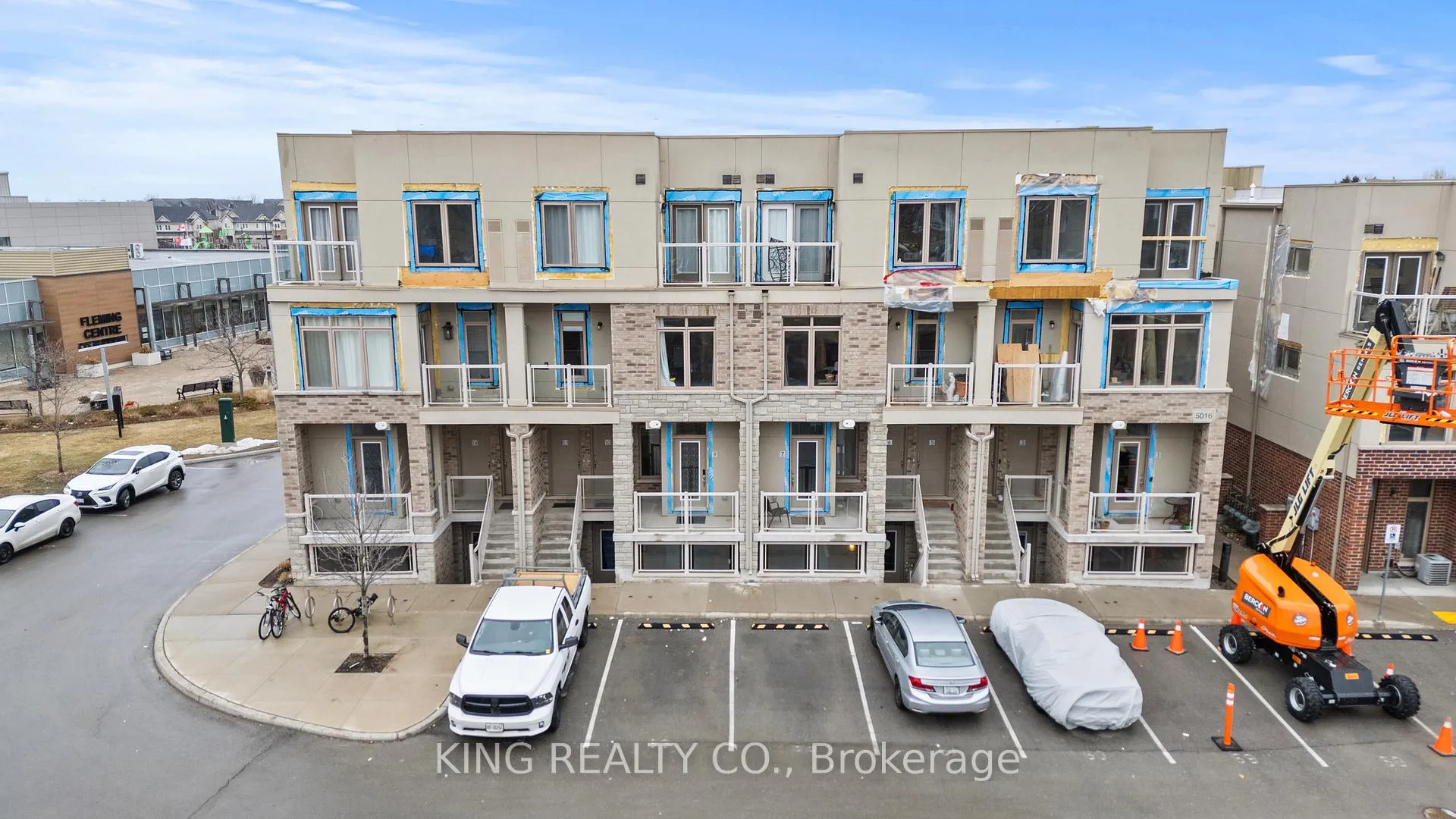 Photo 23 of Unit 9, 5016 Serena Drive, Lincoln, Beamsville — HOMEH