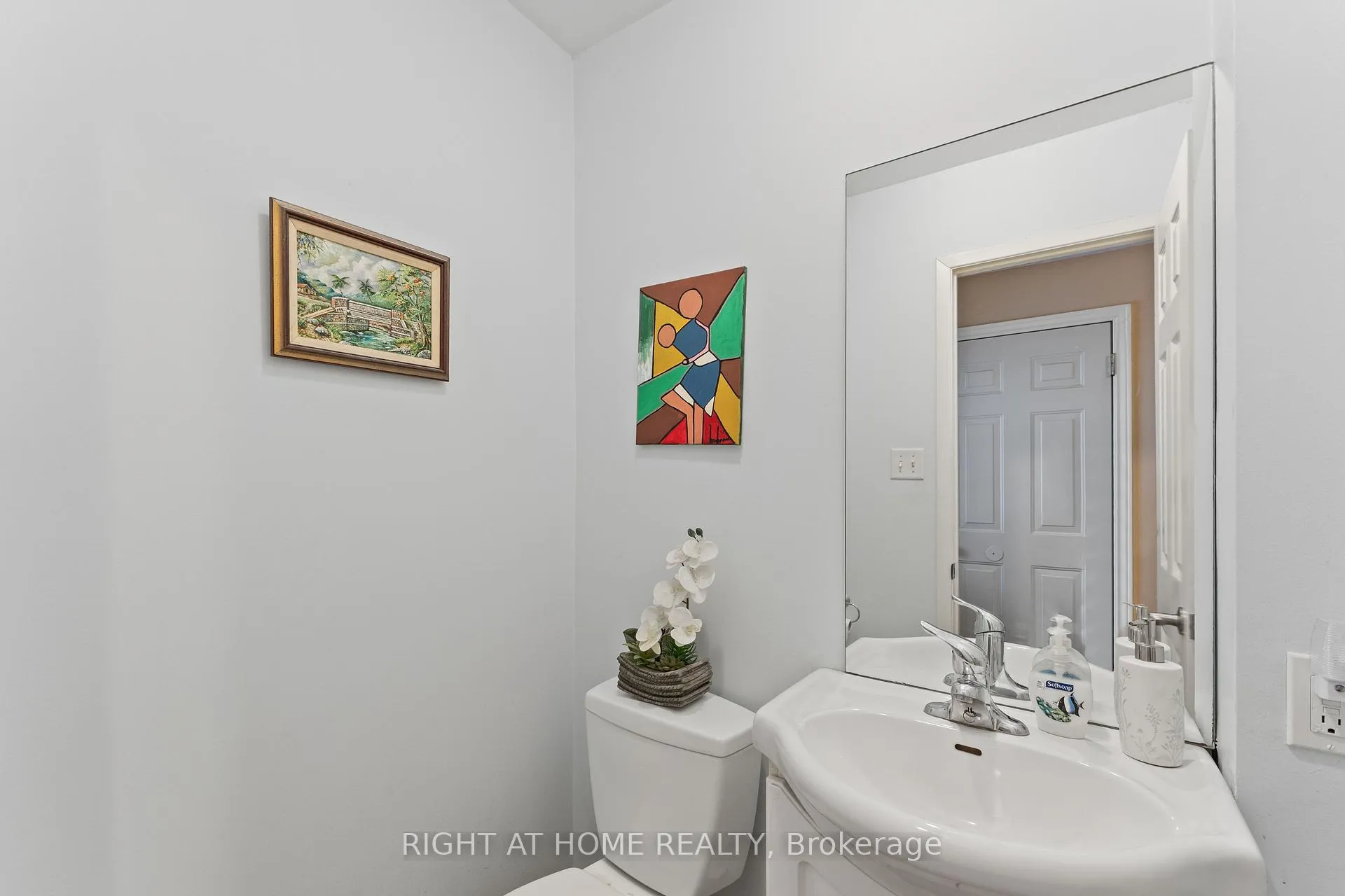 Photo 6 of Unit 37, 52 Adelaide Street, Barrie, Allandale — HOMEH