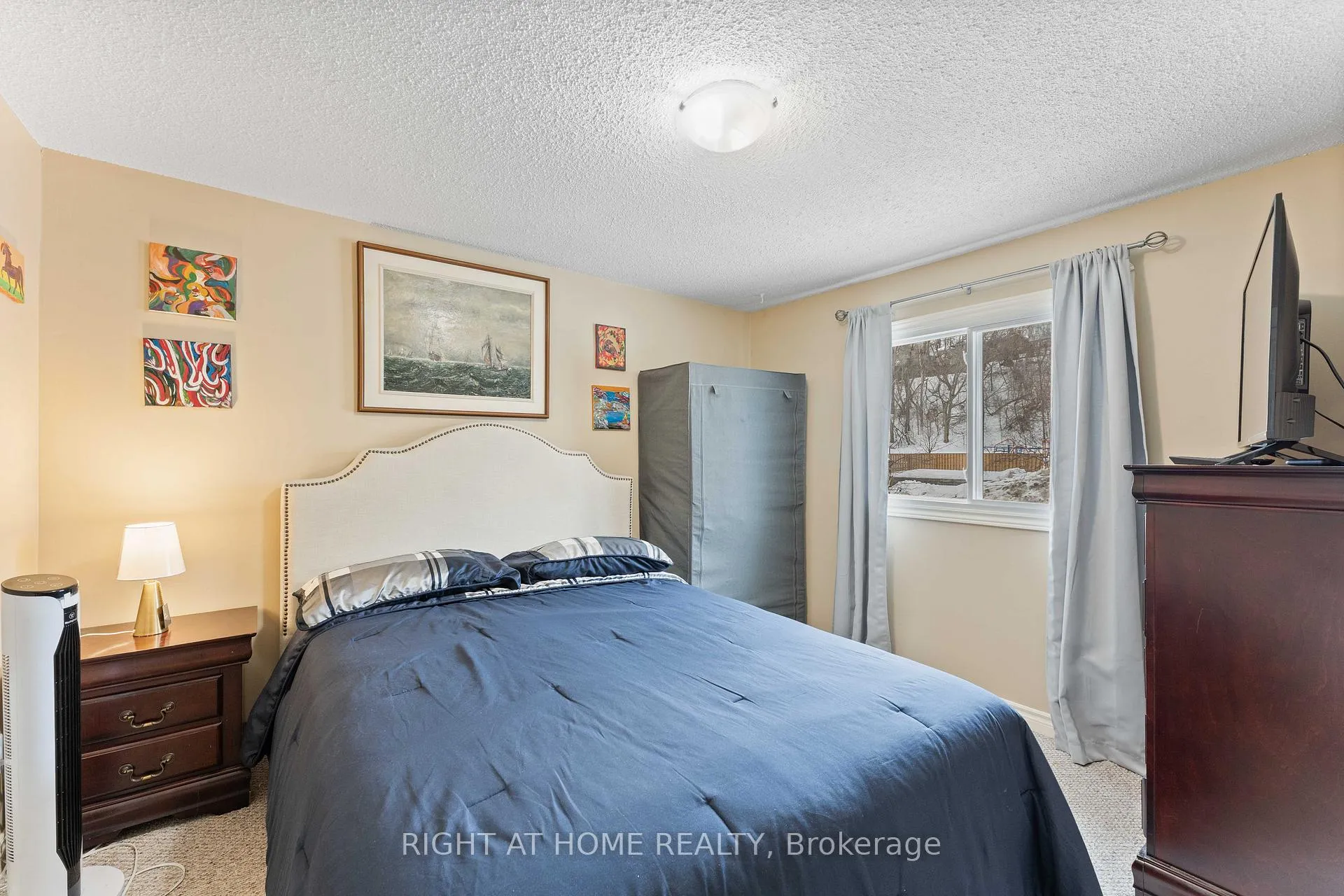 Photo 12 of Unit 37, 52 Adelaide Street, Barrie, Allandale — HOMEH