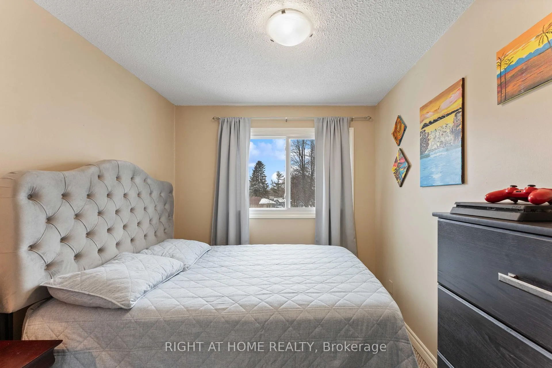 Photo 13 of Unit 37, 52 Adelaide Street, Barrie, Allandale — HOMEH