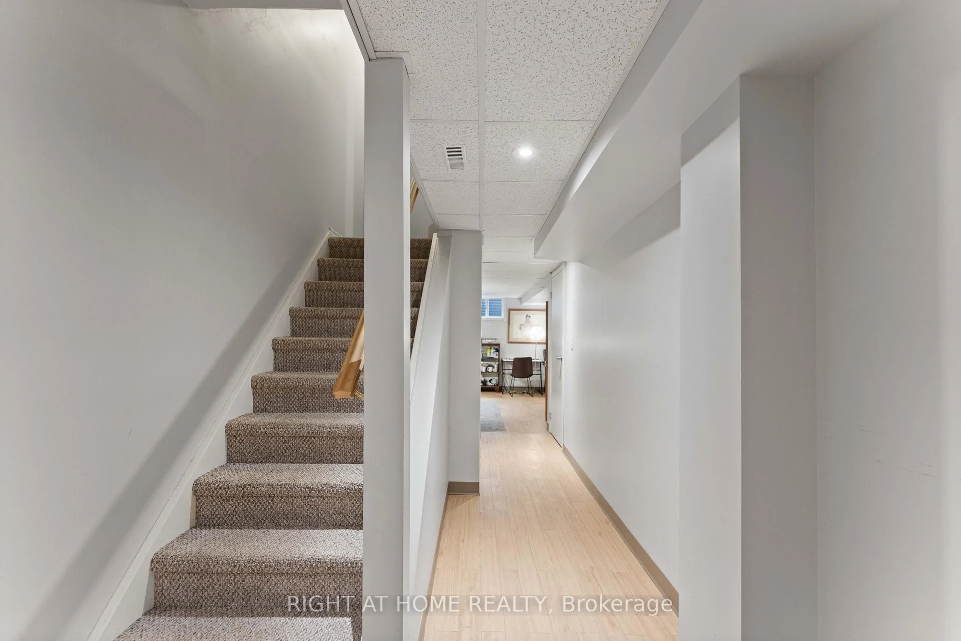 Photo 16 of Unit 37, 52 Adelaide Street, Barrie, Allandale — HOMEH