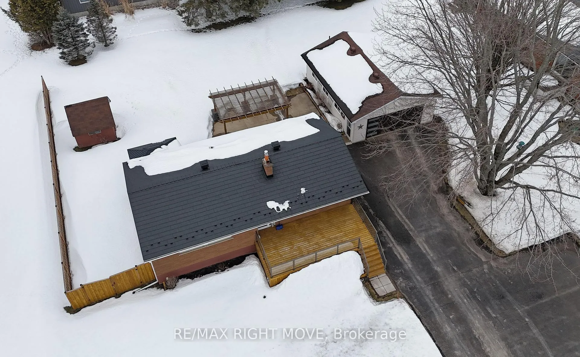 Photo 26 of 116 Mill Street E, Springwater, Hillsdale — HOMEH
