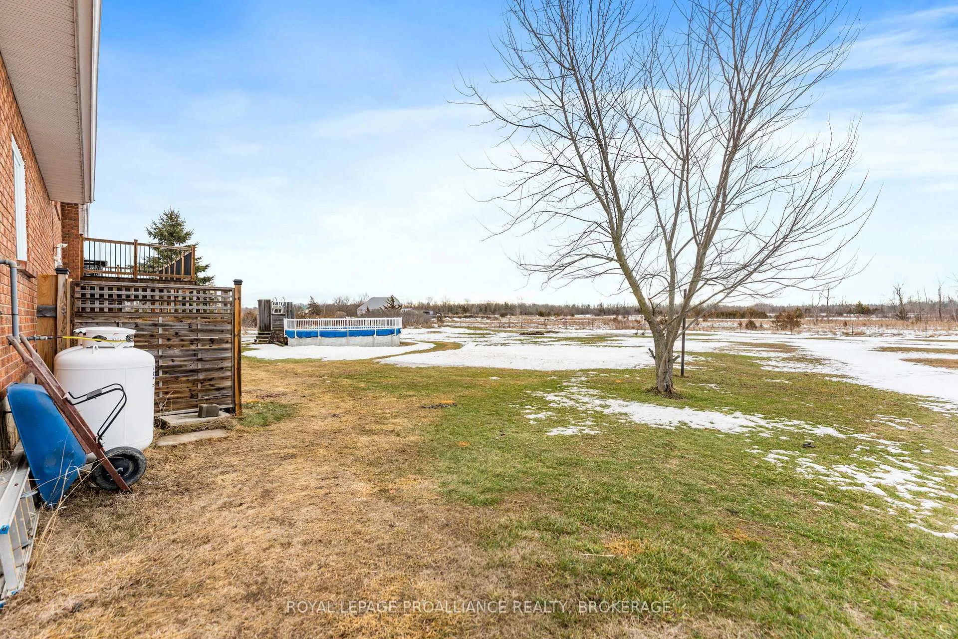 Photo 37 of 682 Caton Road, Loyalist, Lennox and Addington - South — HOMEH