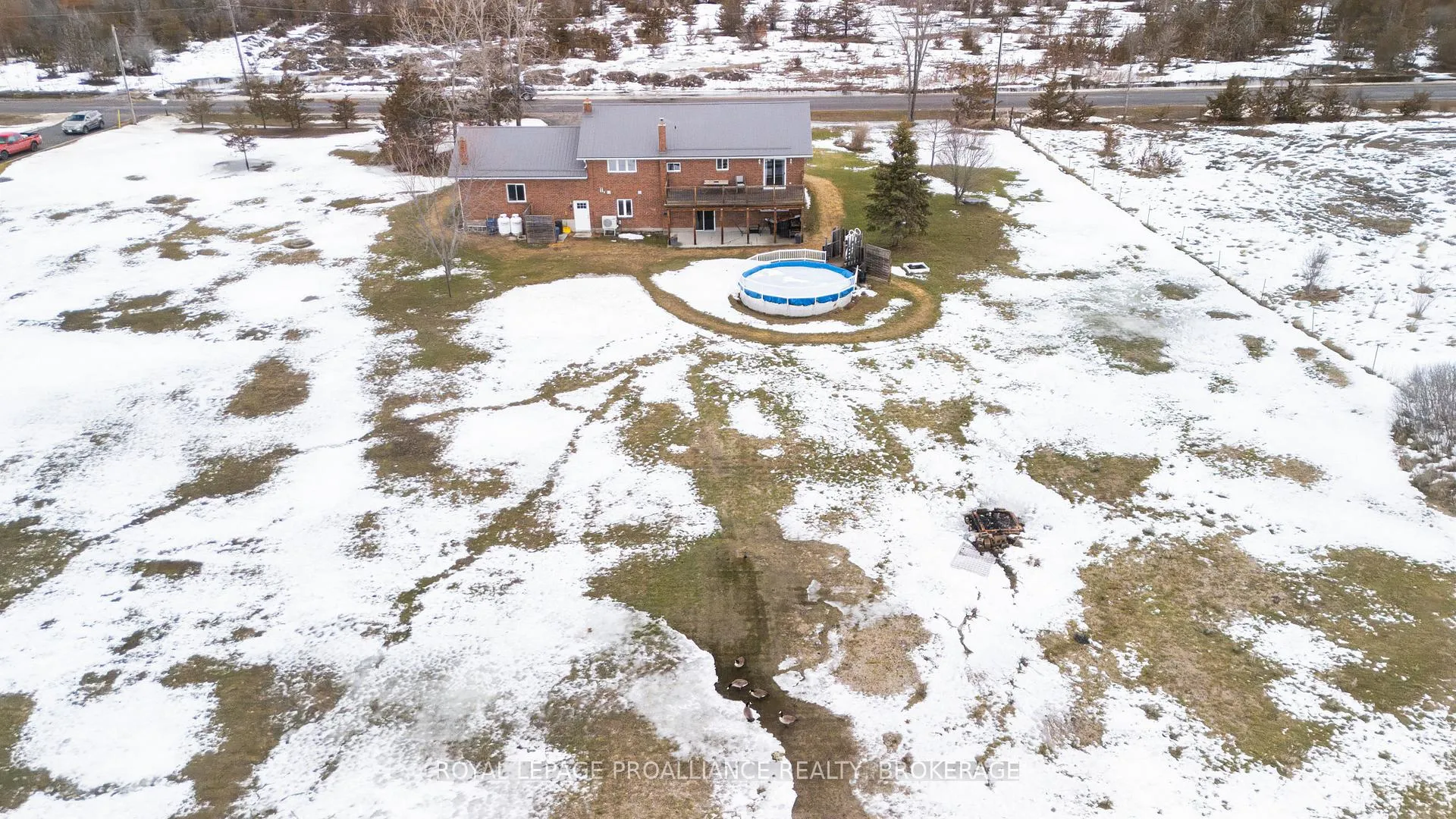Photo 44 of 682 Caton Road, Loyalist, Lennox and Addington - South — HOMEH