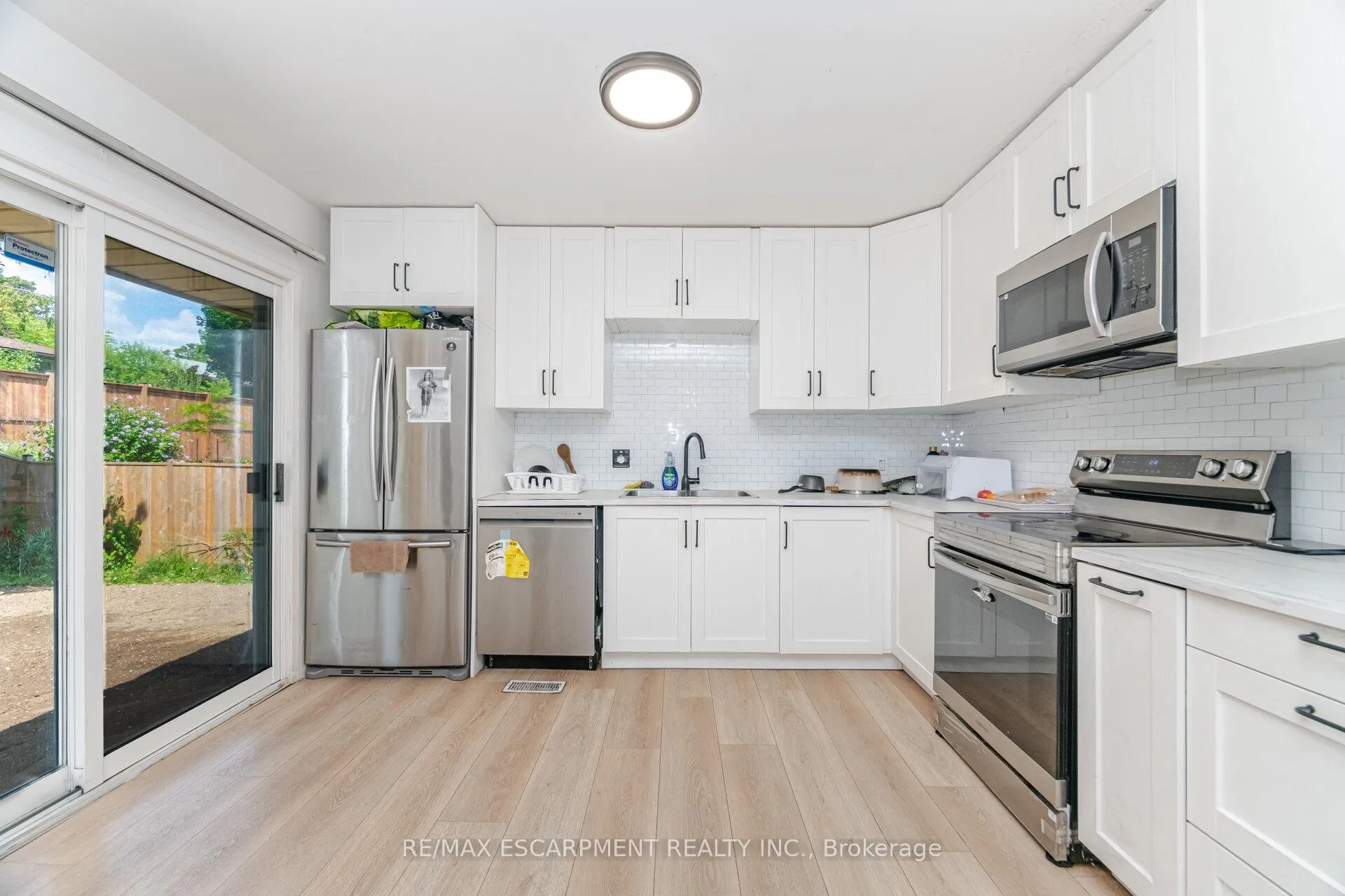 Photo 10 of Unit Upper, 214 Forest Hill Drive, Kitchener — HOMEH