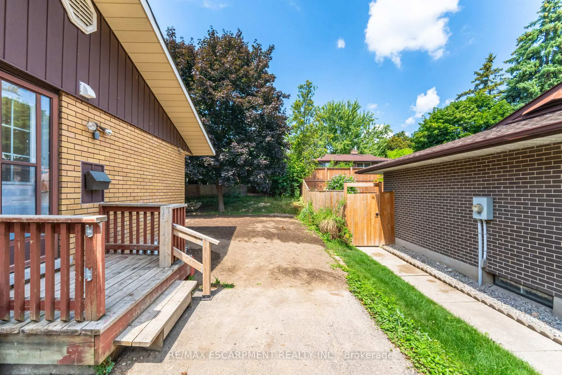 Photo 17 of Unit Upper, 214 Forest Hill Drive, Kitchener — HOMEH