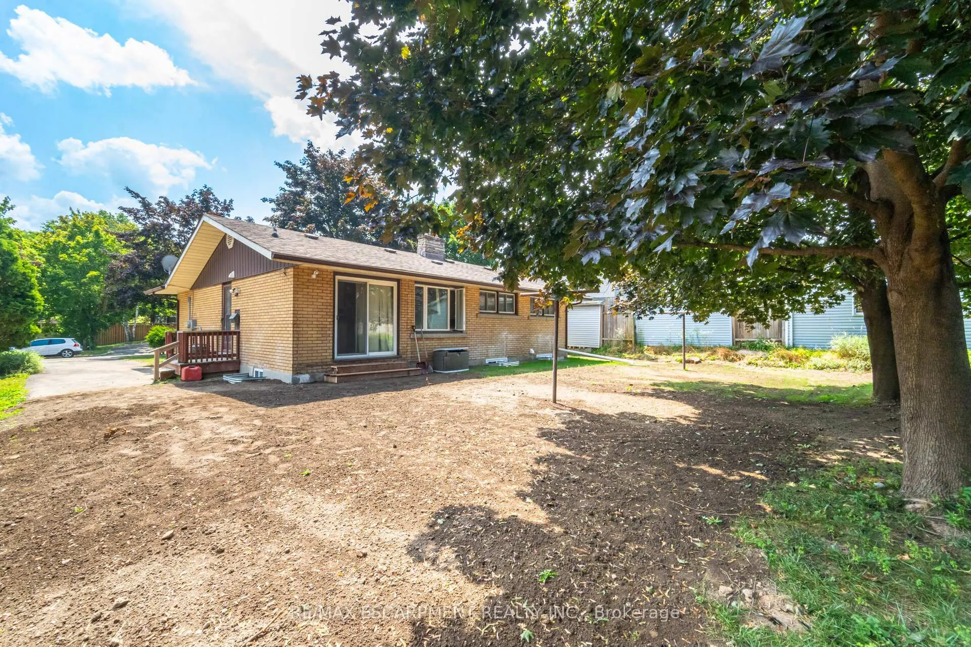 Photo 20 of Unit Upper, 214 Forest Hill Drive, Kitchener — HOMEH