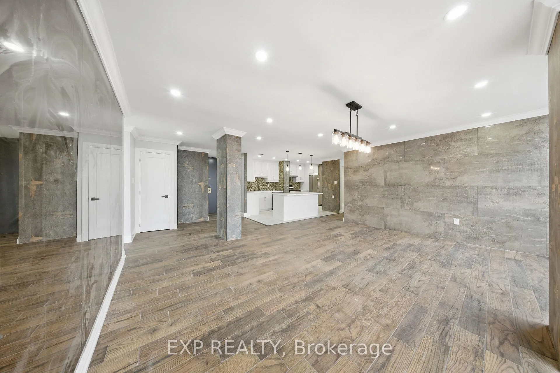 Photo 13 of Unit PH3, 222 Jackson Street, Hamilton, Durand — HOMEH