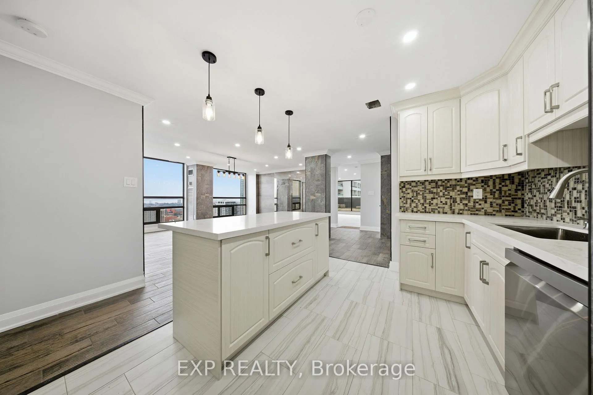 Photo 19 of Unit PH3, 222 Jackson Street, Hamilton, Durand — HOMEH