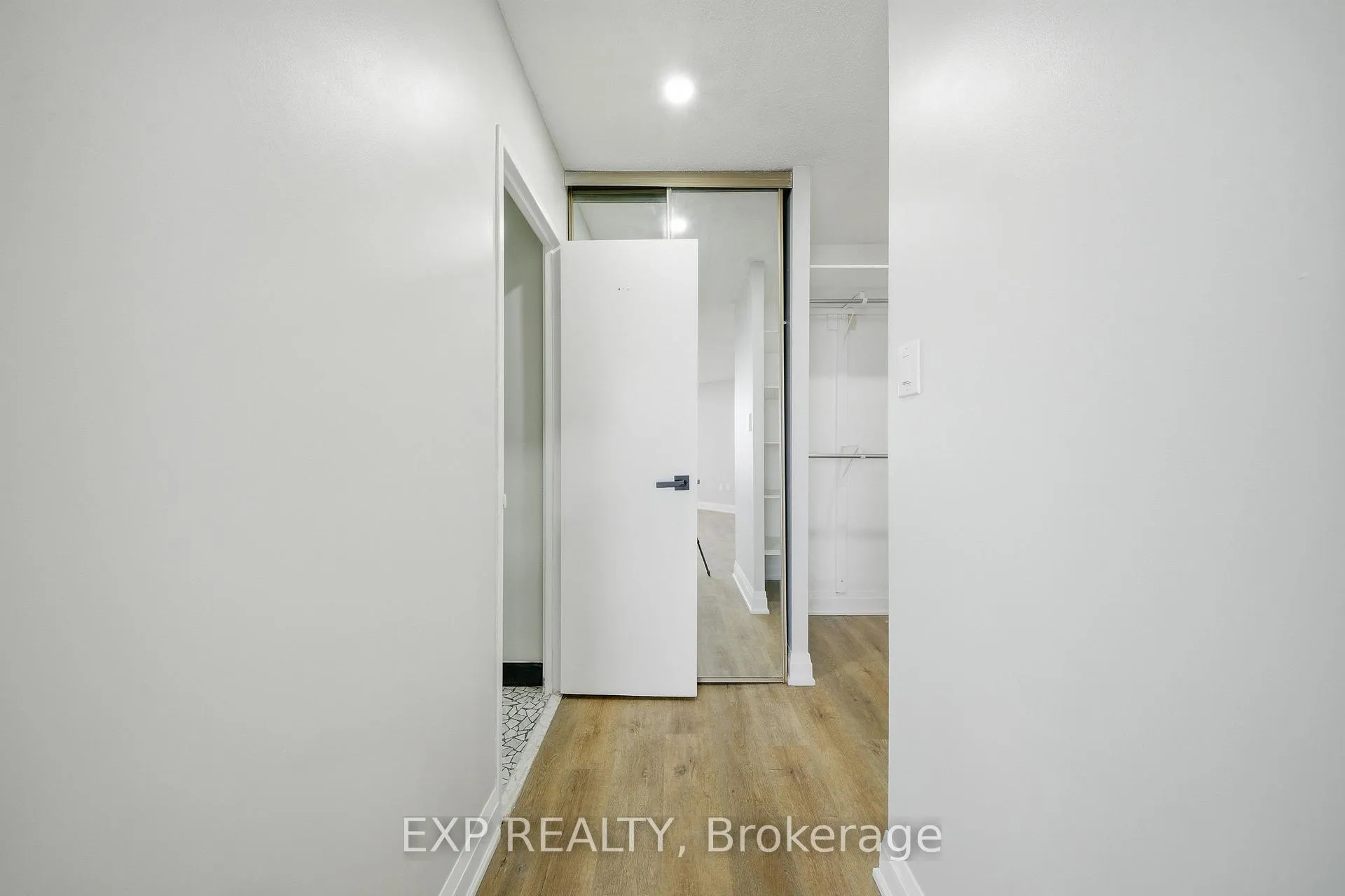 Photo 29 of Unit PH3, 222 Jackson Street, Hamilton, Durand — HOMEH