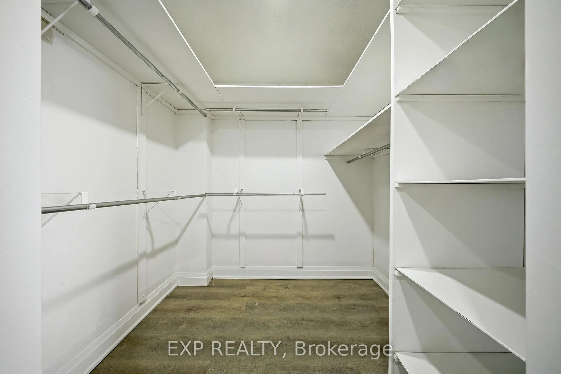 Photo 30 of Unit PH3, 222 Jackson Street, Hamilton, Durand — HOMEH