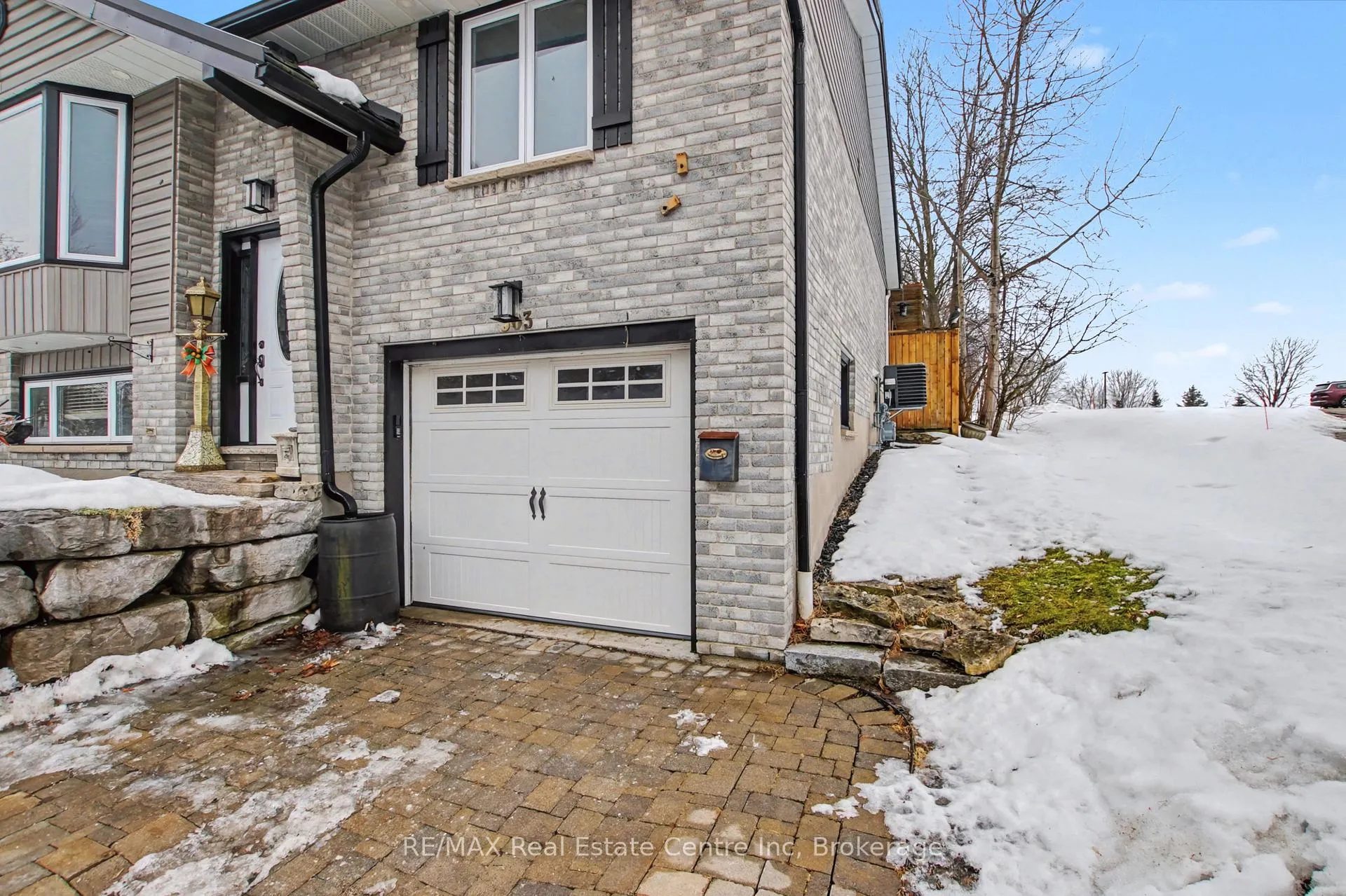 Photo 3 of 503 Whitelaw Road, Guelph, Willow West/Sugarbush/West Acres — HOMEH