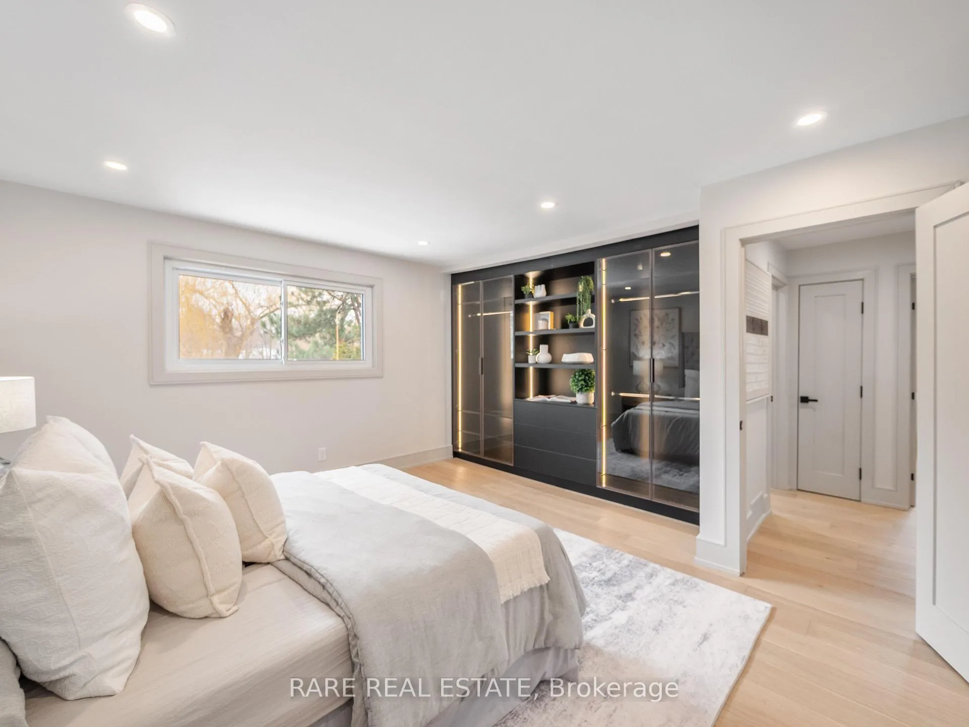 Photo 20 of 45 Thorny Brae Drive, Markham, Royal Orchard — HOMEH