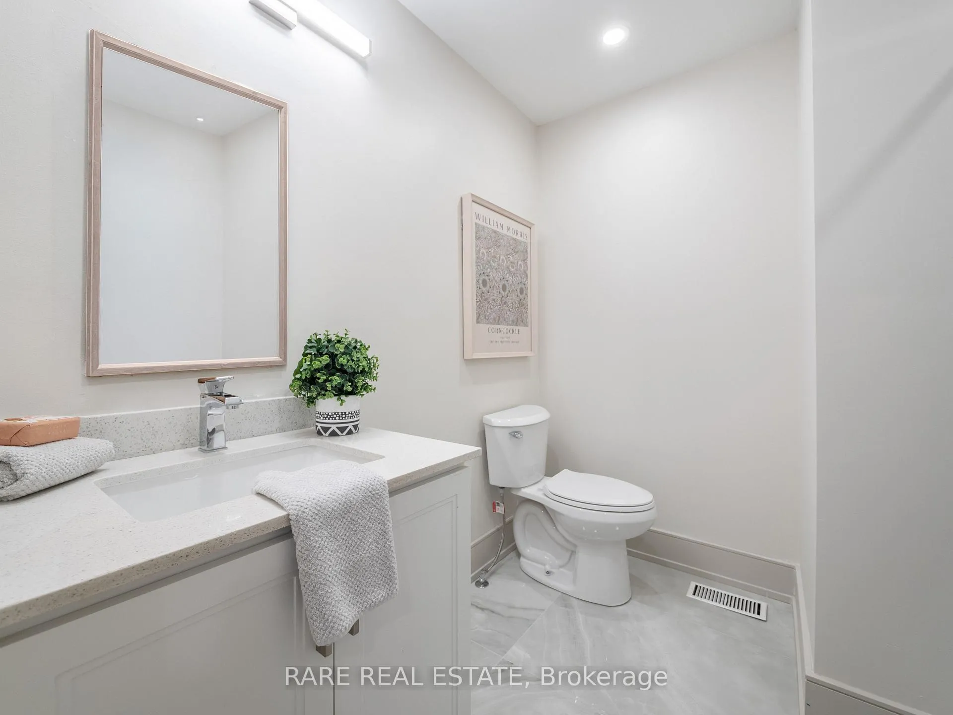 Photo 21 of 45 Thorny Brae Drive, Markham, Royal Orchard — HOMEH