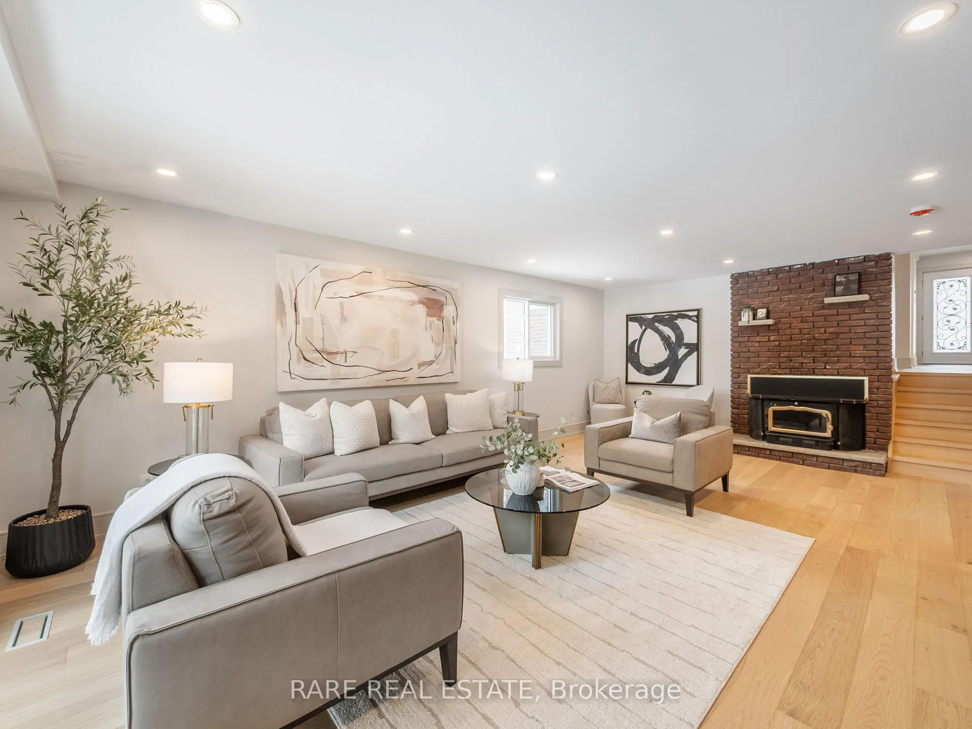 Photo 26 of 45 Thorny Brae Drive, Markham, Royal Orchard — HOMEH