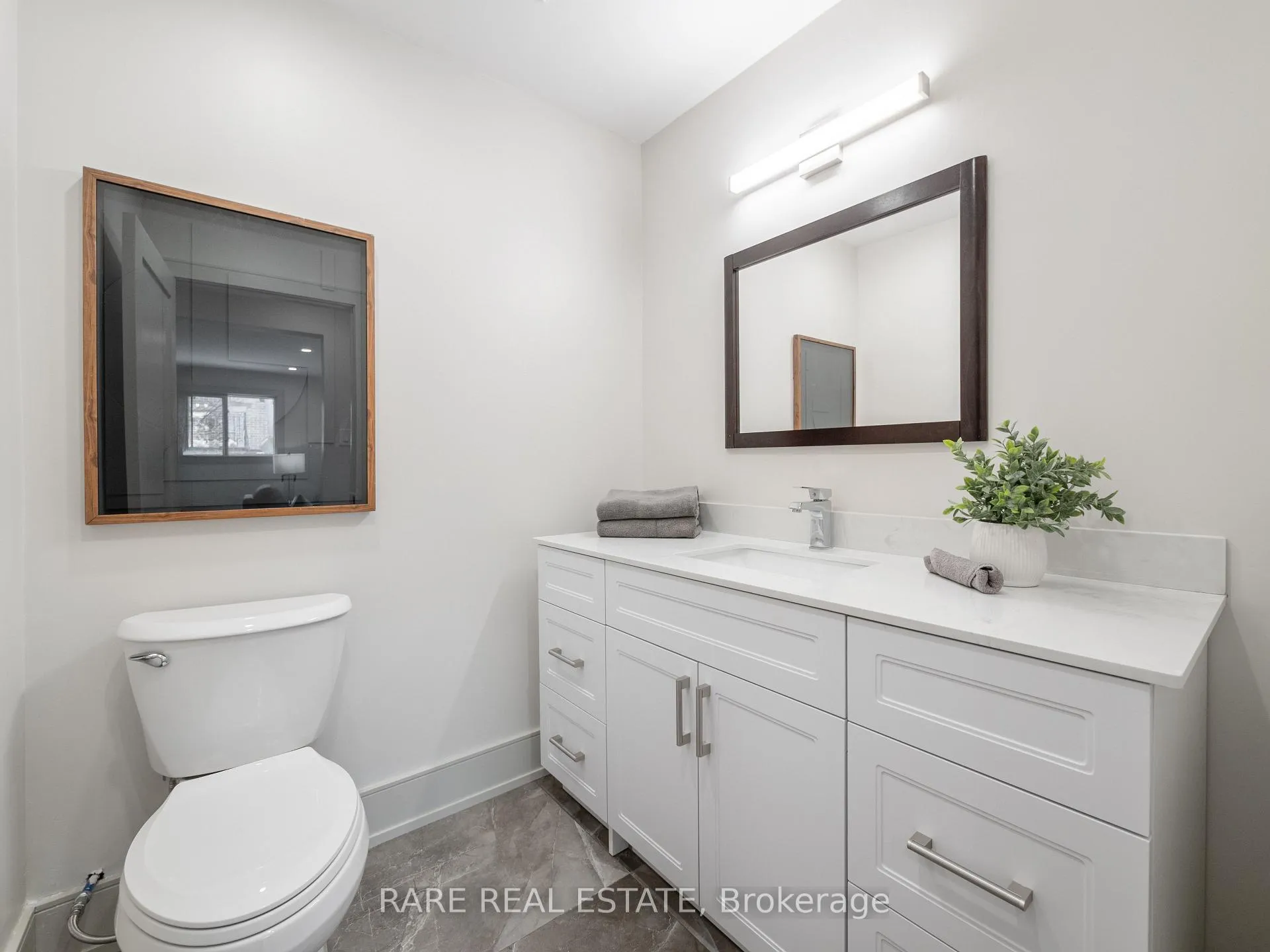 Photo 32 of 45 Thorny Brae Drive, Markham, Royal Orchard — HOMEH