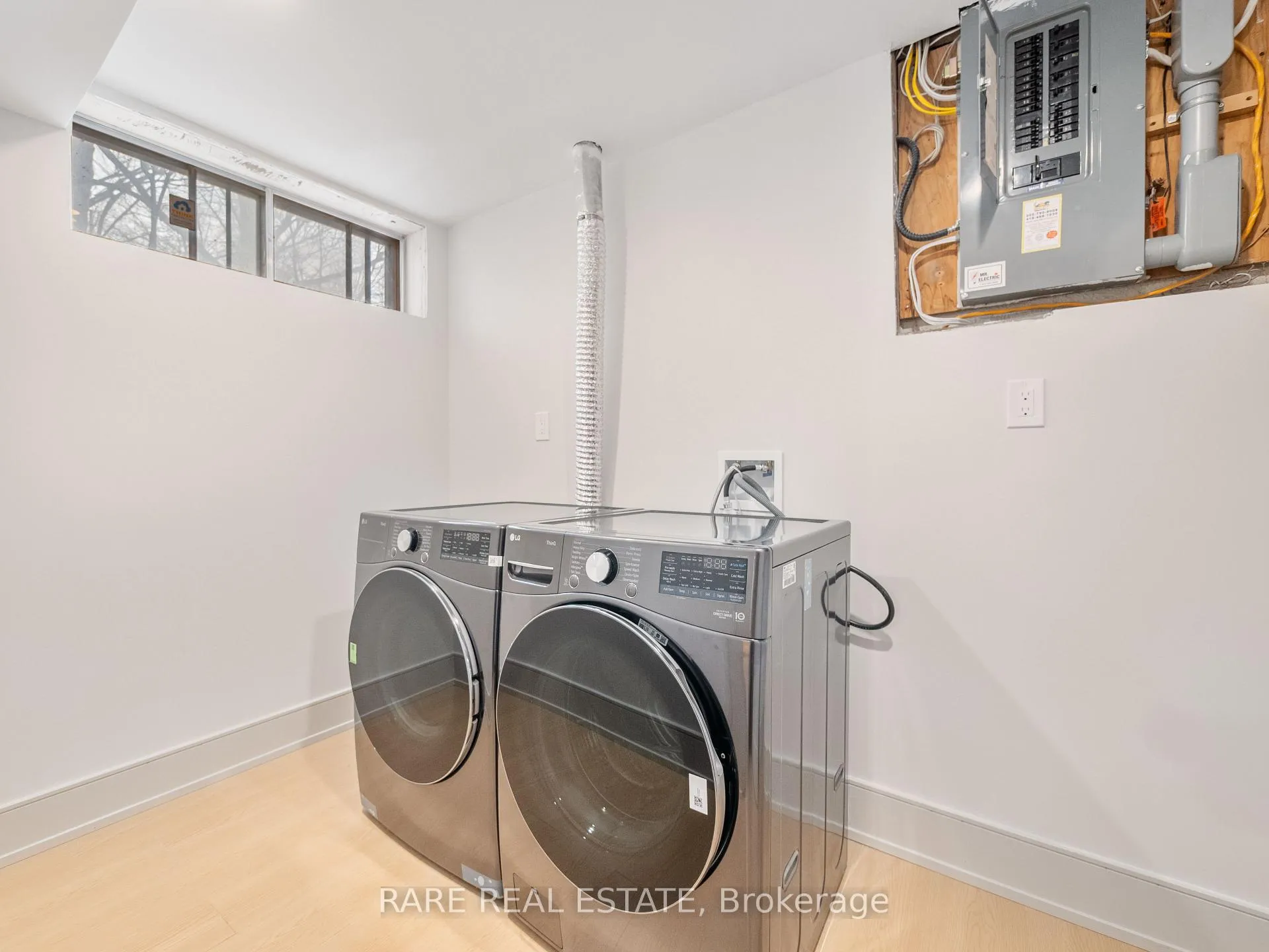 Photo 36 of 45 Thorny Brae Drive, Markham, Royal Orchard — HOMEH