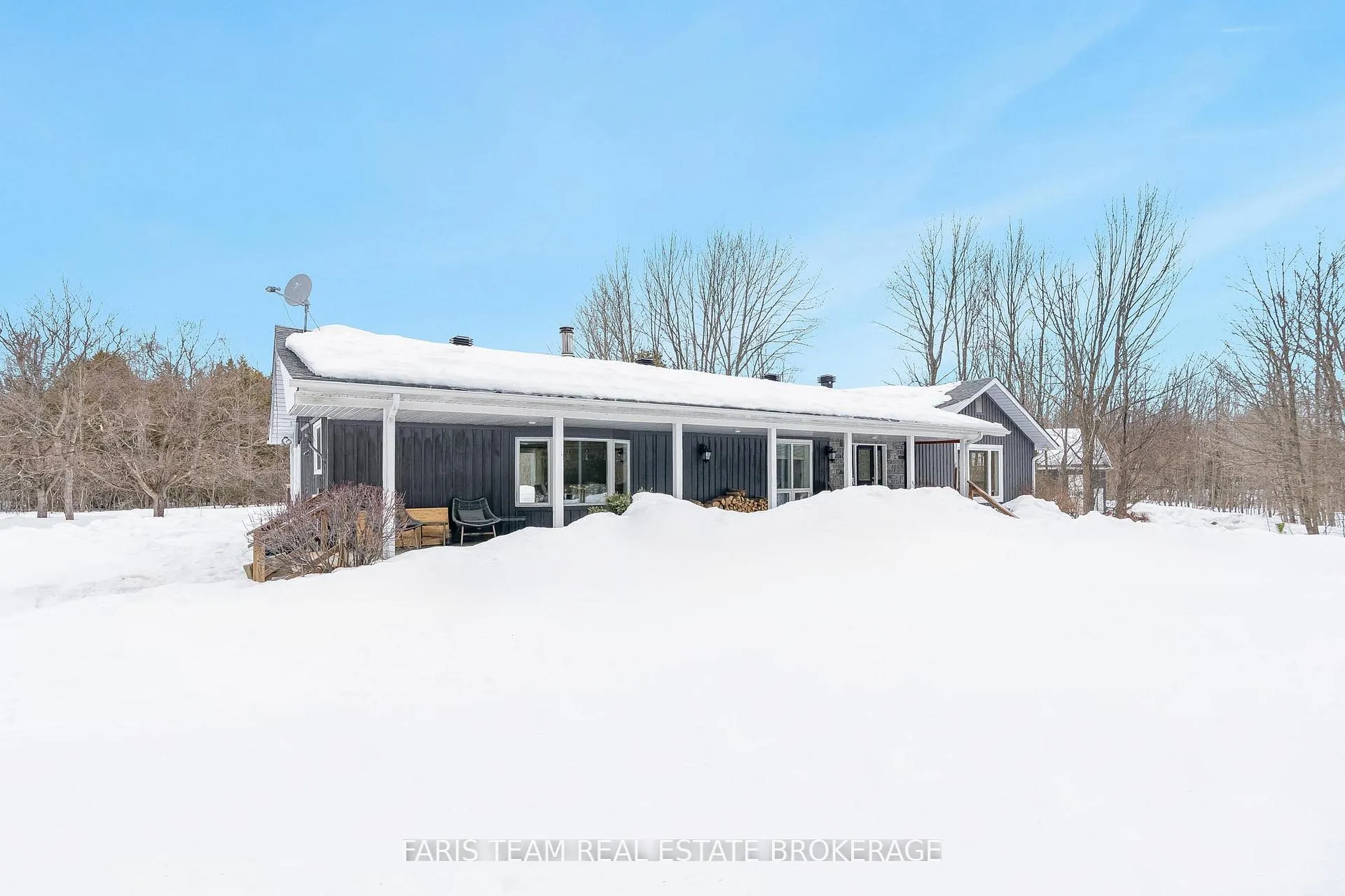 Photo 4 of 2332 Foxmead Road, Oro-Medonte, Rural Oro-Medonte — HOMEH