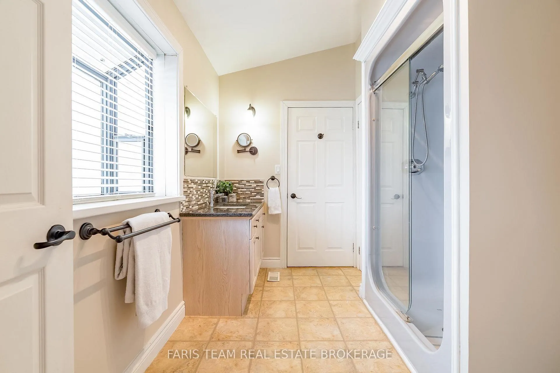Photo 24 of 2332 Foxmead Road, Oro-Medonte, Rural Oro-Medonte — HOMEH