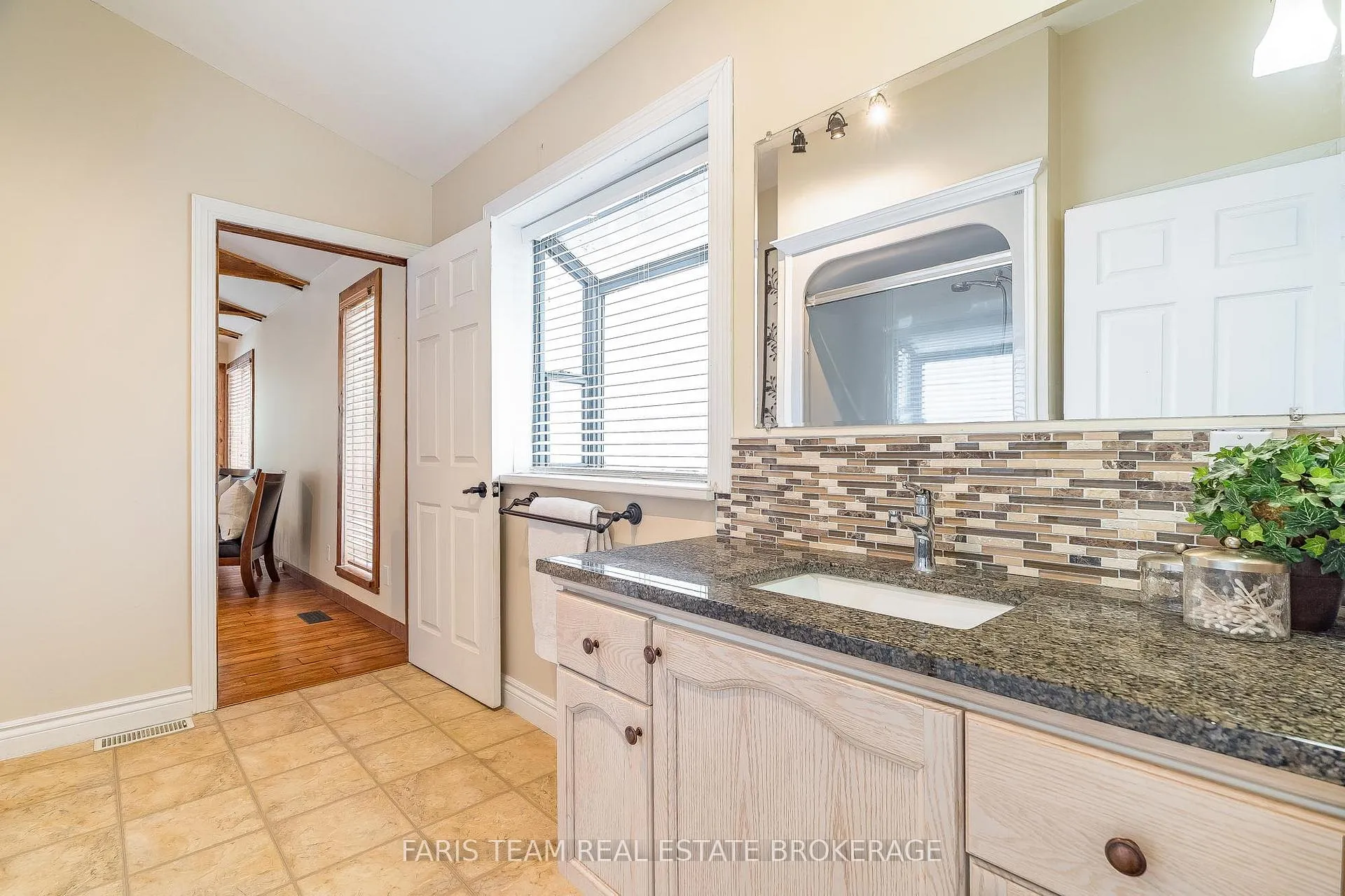 Photo 25 of 2332 Foxmead Road, Oro-Medonte, Rural Oro-Medonte — HOMEH