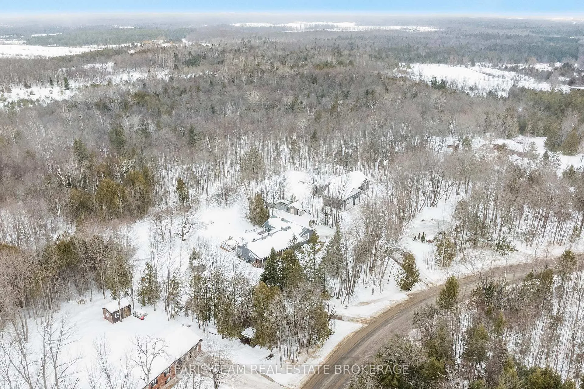 Photo 48 of 2332 Foxmead Road, Oro-Medonte, Rural Oro-Medonte — HOMEH