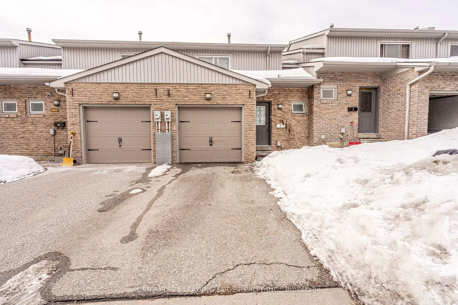 Front of Unit 9, 399 Vodden Street E