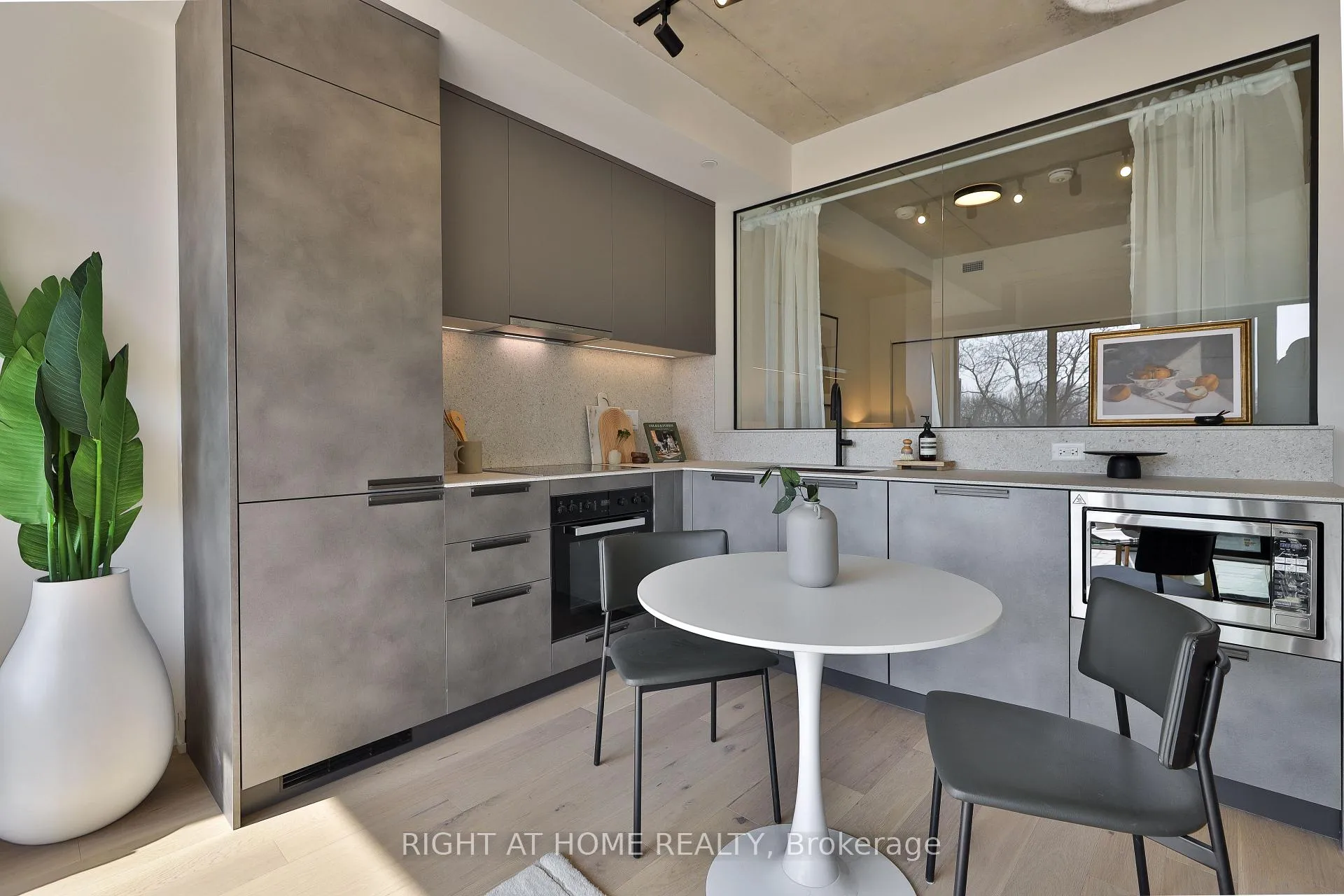 Photo 11 of Unit 405, 761 Queen Street E, Toronto, South Riverdale — HOMEH