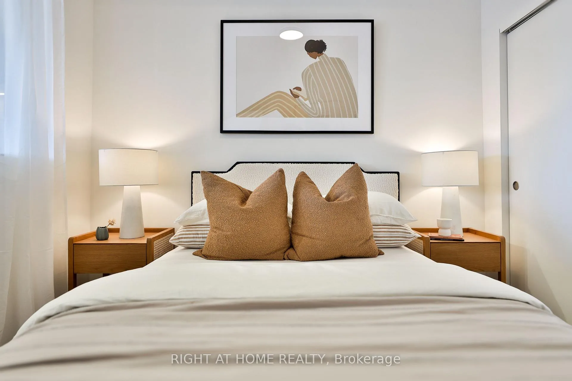 Photo 14 of Unit 405, 761 Queen Street E, Toronto, South Riverdale — HOMEH
