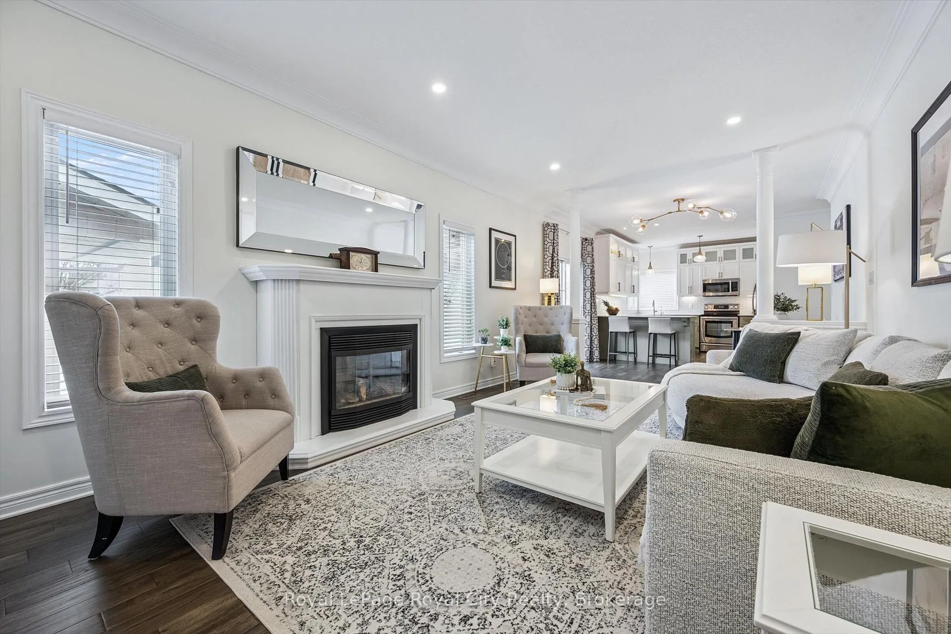 Photo 13 of 279 Farley Drive, Guelph, Pineridge/Westminster Woods — HOMEH