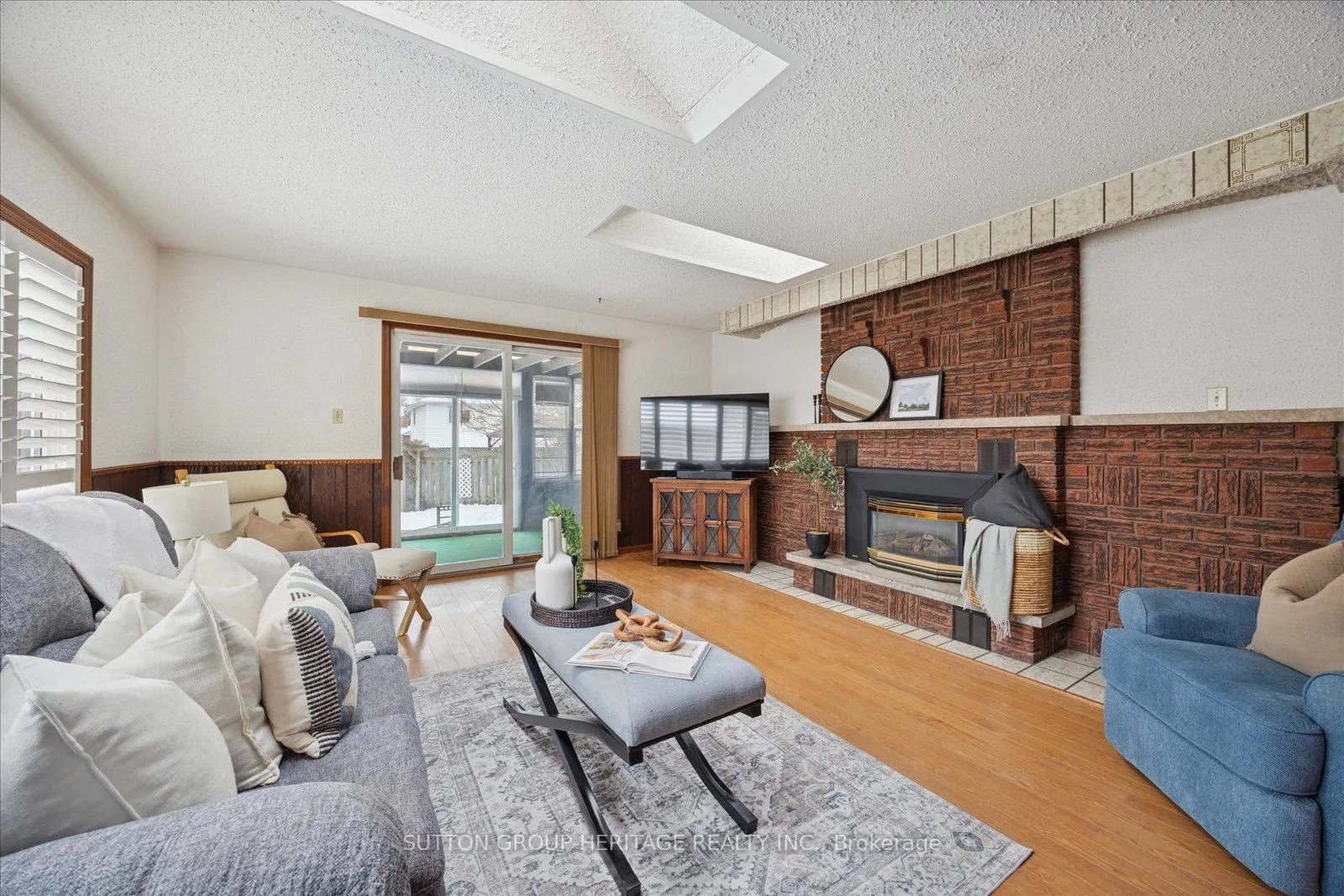 Photo 14 of 2592 Trulls Road, Clarington, Courtice — HOMEH