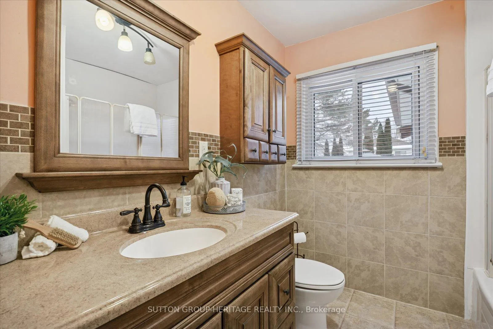 Photo 21 of 2592 Trulls Road, Clarington, Courtice — HOMEH