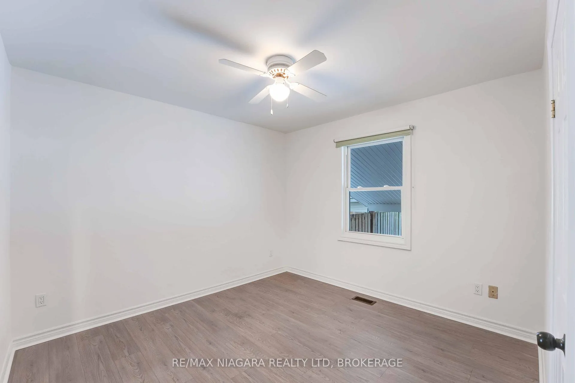 Photo 15 of 5 St Peter Street, St. Catharines, Burleigh Hill — HOMEH