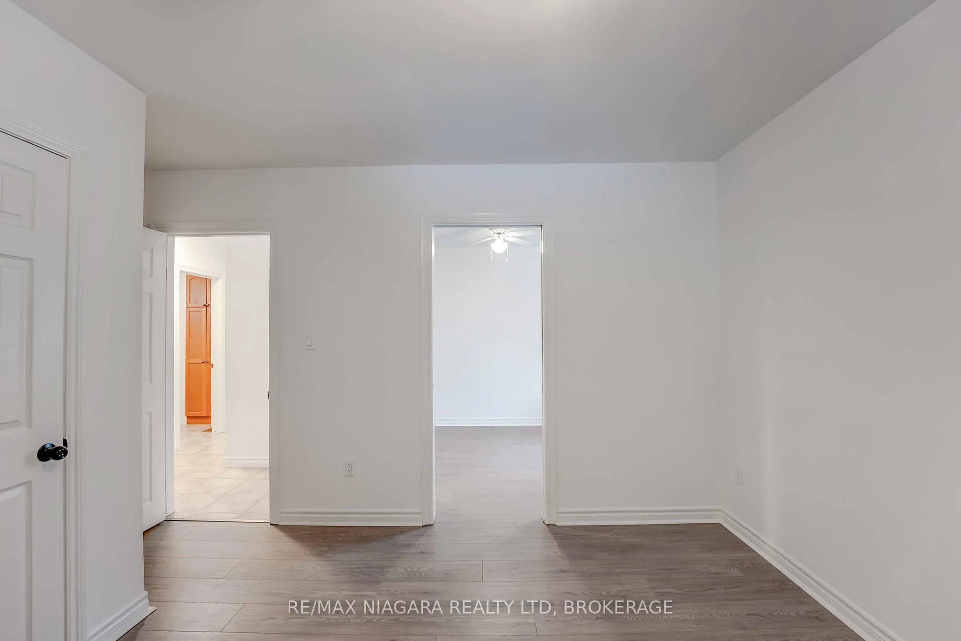 Photo 16 of 5 St Peter Street, St. Catharines, Burleigh Hill — HOMEH