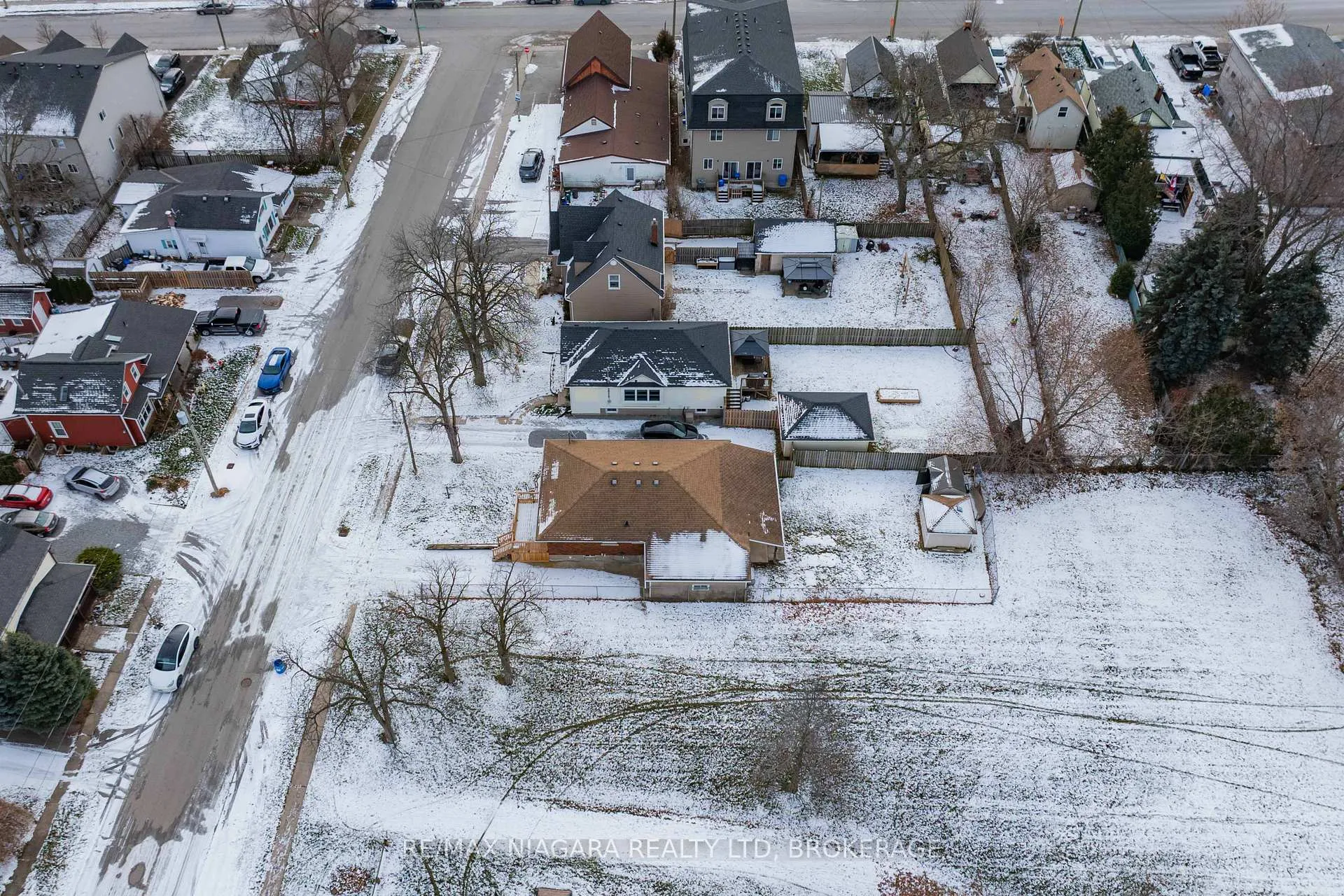 Photo 47 of 5 St Peter Street, St. Catharines, Burleigh Hill — HOMEH