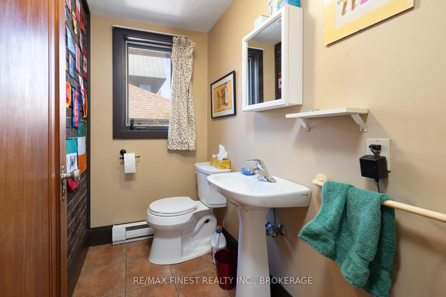 Photo 21 of 180 King Street E, Kingston, Central City East — HOMEH