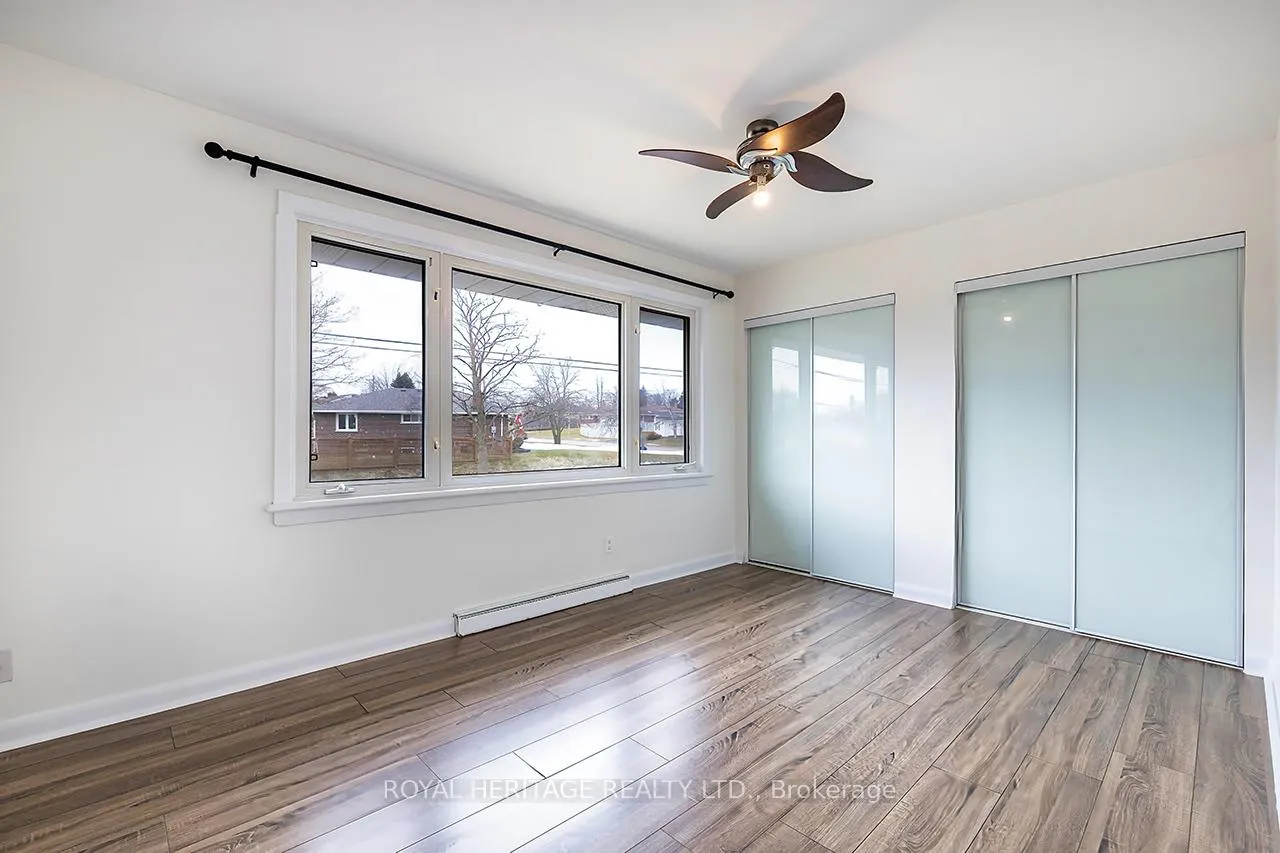 Photo 10 of 569 Gibbons Street, Oshawa, McLaughlin — HOMEH