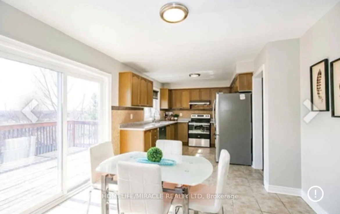 Photo 15 of 114 Rollingwood Drive, Brampton, Fletcher's Creek South — HOMEH