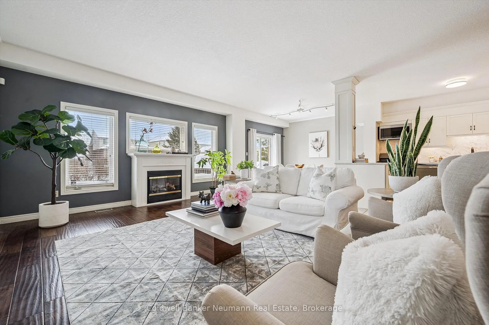 Photo 6 of 23 Spencer Crescent, Guelph, Pineridge/Westminster Woods — HOMEH